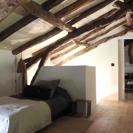 Vestiges, Ancien Corps De Ferme Renove Selon L'esprit Wabi-sabi Ferienhaus *