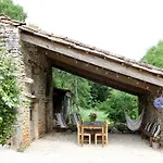 بيت للعطل Vestiges, Ancien Corps De Ferme Renove Selon L'esprit Wabi-sabi سان أنتونين