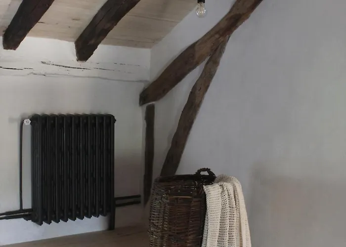 Vestiges, Ancien Corps De Ferme Renove Selon L'esprit Wabi-sabi Vakantiehuis